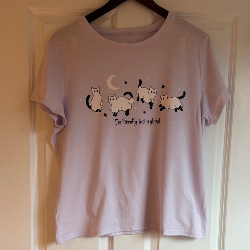 Wound Up Women’s Lavender Ghost Cats Graphic Halloween Tee Sz L(12-14) EUC